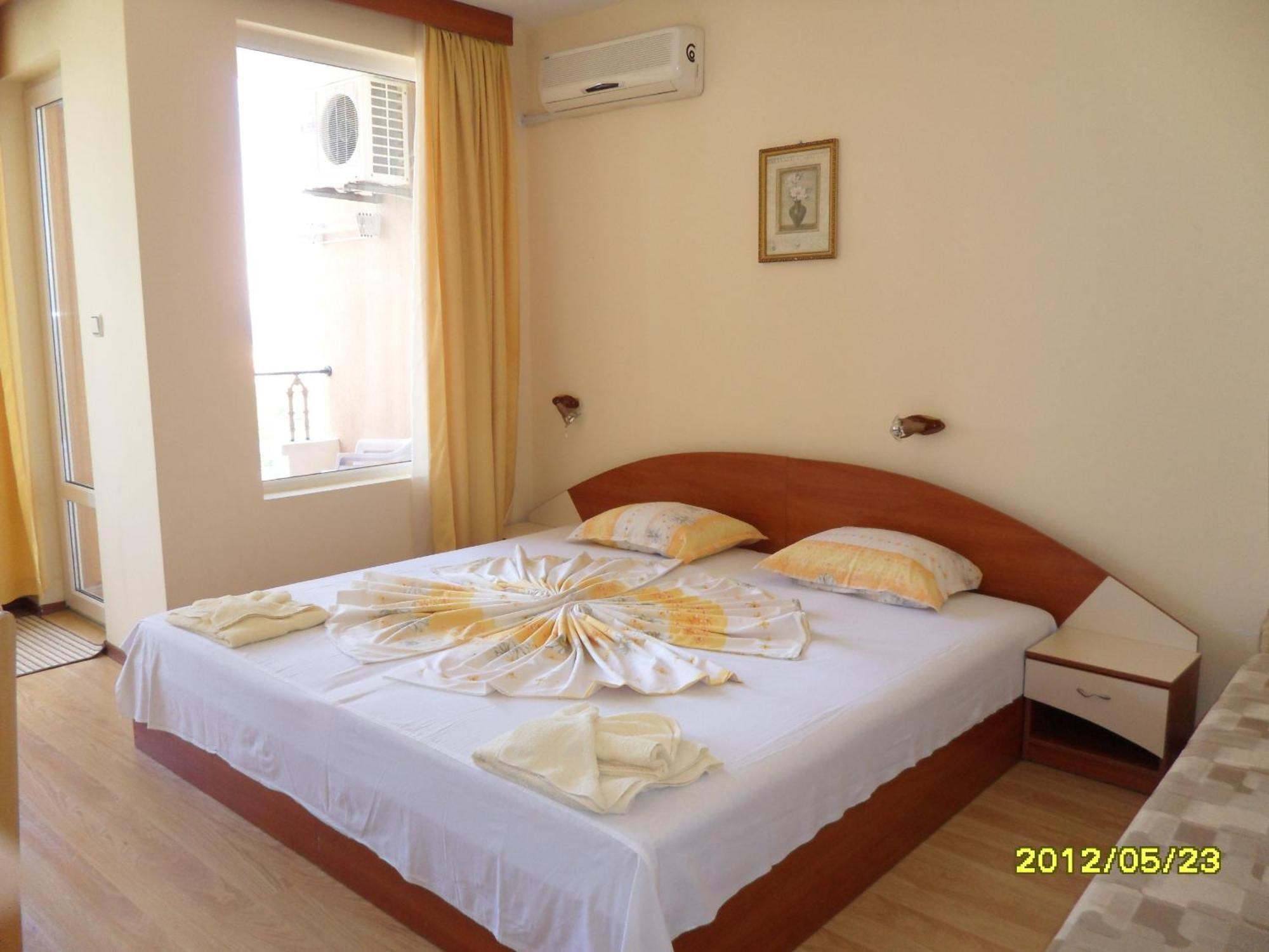 Guest House Hetodon 索佐波尔 客房 照片
